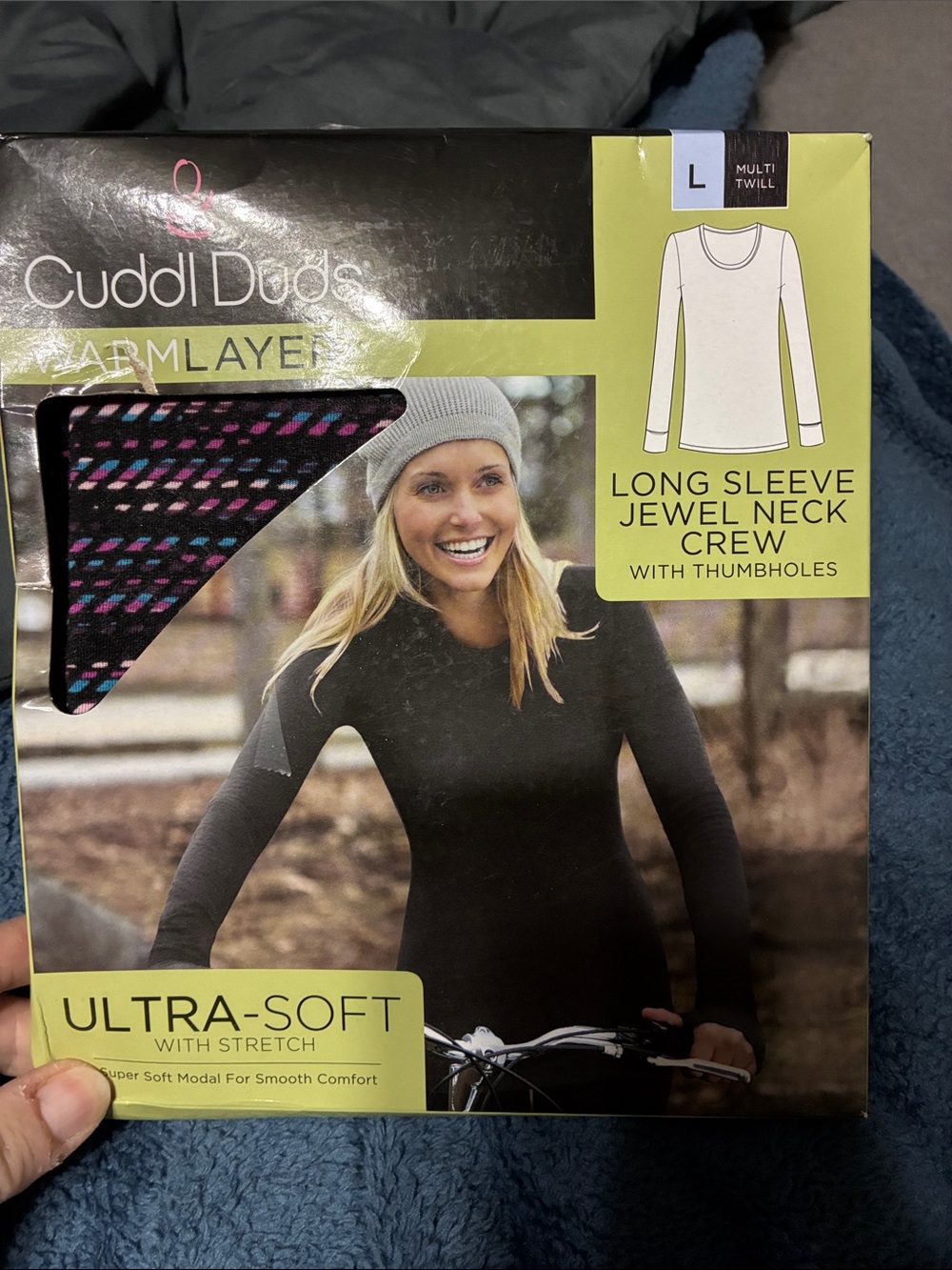 Cuddl Duds Black Long Sleeve Jewel Neck Crew with Thumbholes